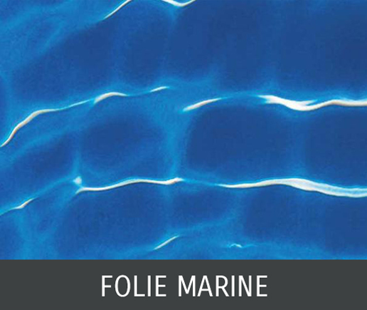 Poolbau mit marine farbener Poolfolie